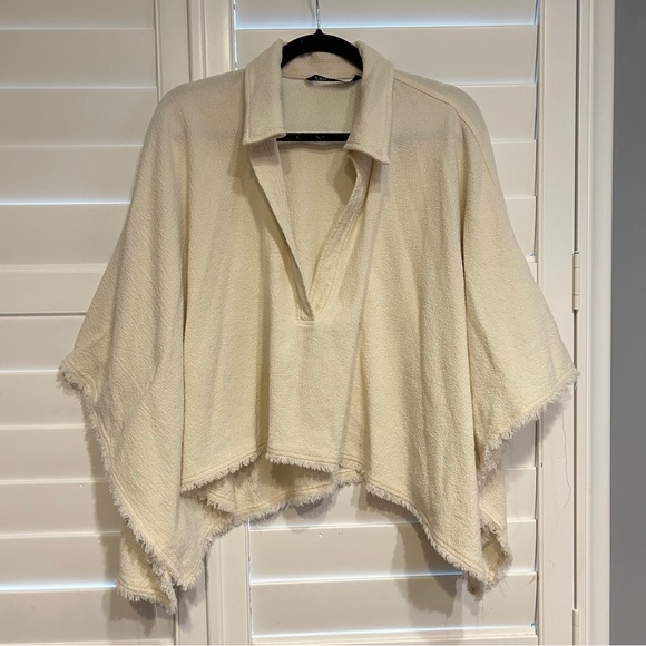 Zara Women’s Textured Cropped Poncho Cream Size Medium - Picture 2 of 4